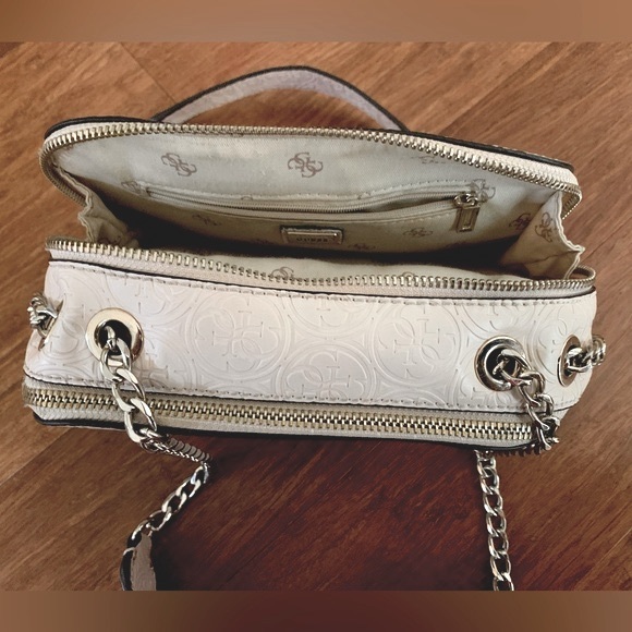 Guess Heritage Pop Monogram Cream Leather Convertible Crossbody Shoulder Bag - Picture 9 of 11